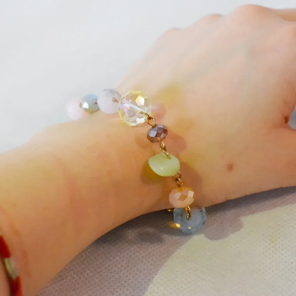 Pastel Bead Bracelet Handmade Jewelry - Picture 6 of 9